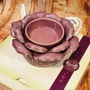 New in box Scentsy warmer Petal Purple